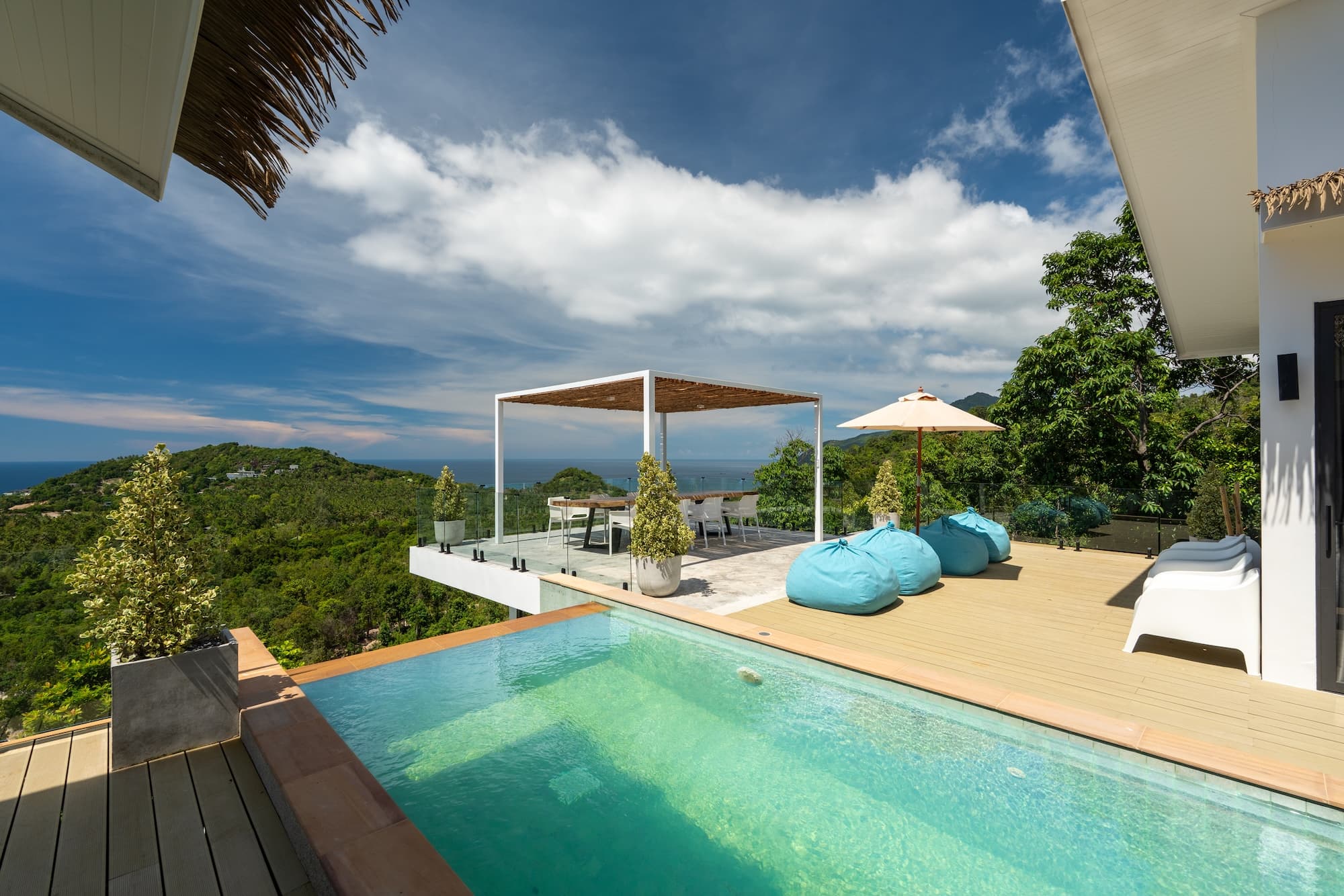 The Sky Lounge by Pahili